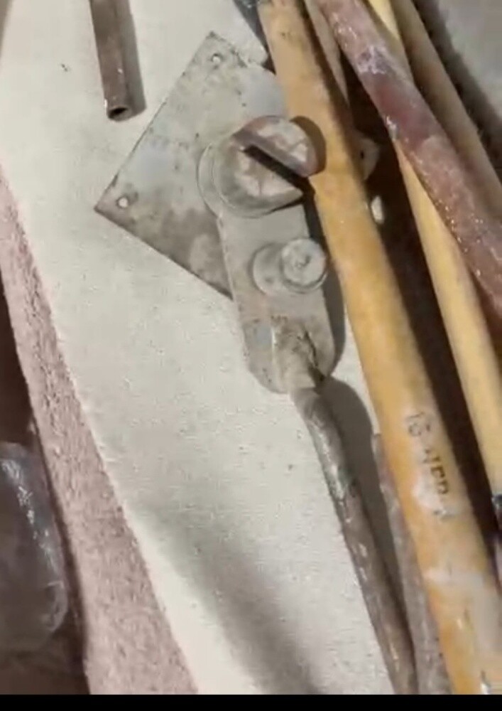 Bench Vise and Manual Steel Bender - 5