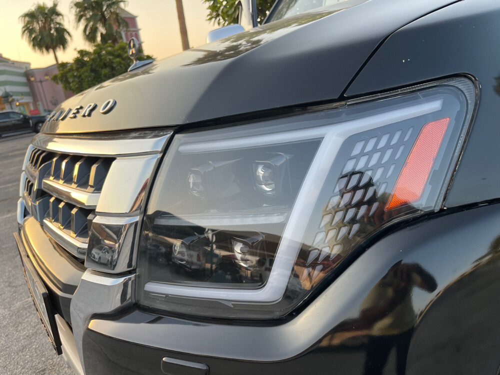 Mitsubishi Pajero Face lifted - 1