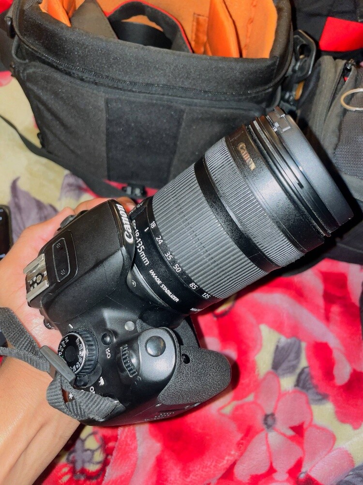 canon EOS 650D with Two Lenses - 3