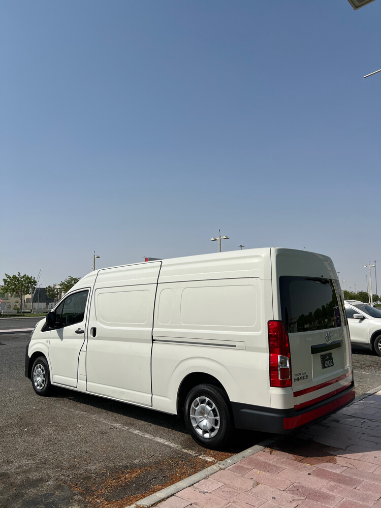 Toyota hiace - 2