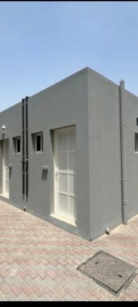New workers' accommodation and shop - 9