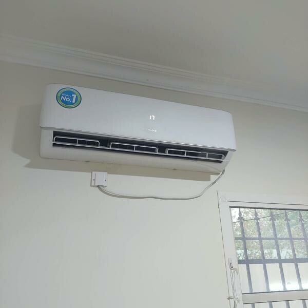 Midea split ac 1.5ton like new - 1