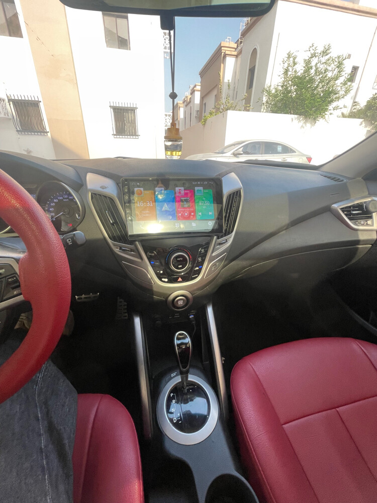 Hyundai veloster - 7