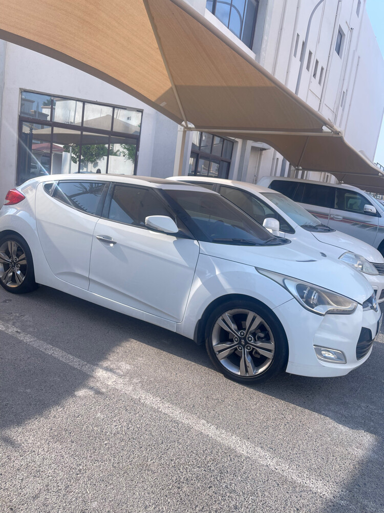 Hyundai veloster - 5