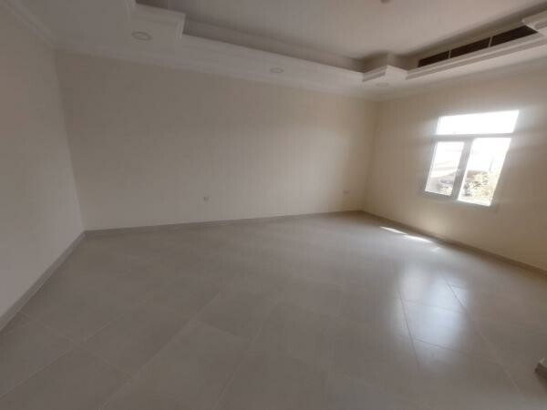 VILLA 5BHK SEMI-FURNISHED FOR RENT - 2