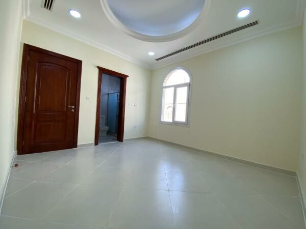 VILLA 5BHK SEMI-FURNISHED FOR RENT - 1