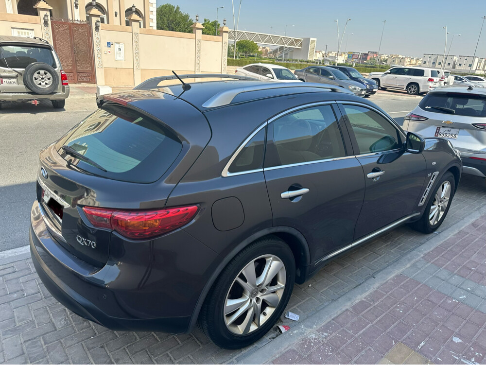 Infiniti QX70 2014 - 4