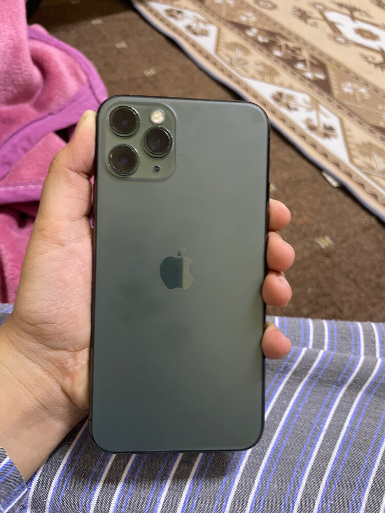 iPhone 11 Pro - 1