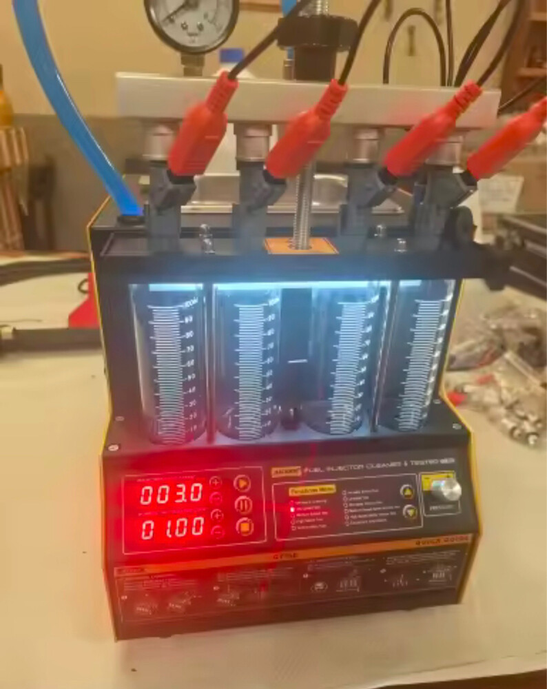 Fuel injectors cleaner and tester - 2