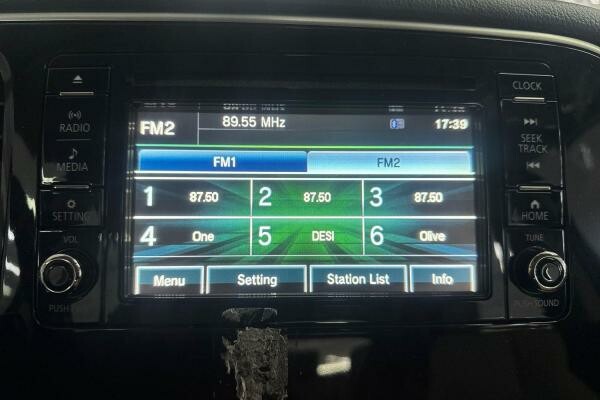 MITSUBISHI OUTLANDER 2.4L 4WD 2023 - 11