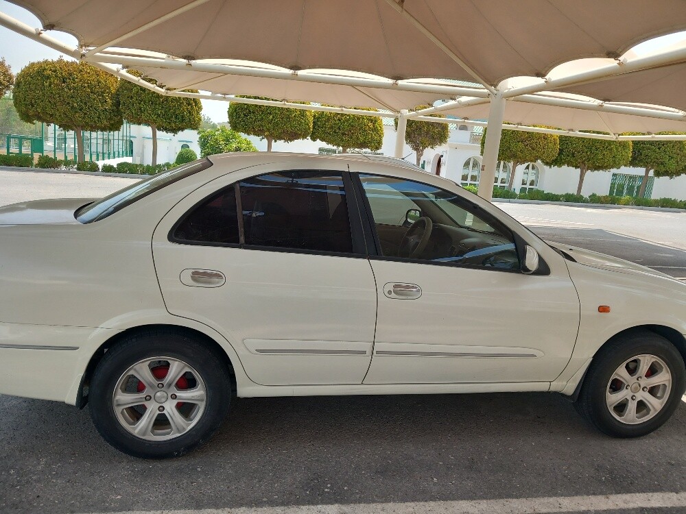 NISSAN SUNNY 2005 - 1