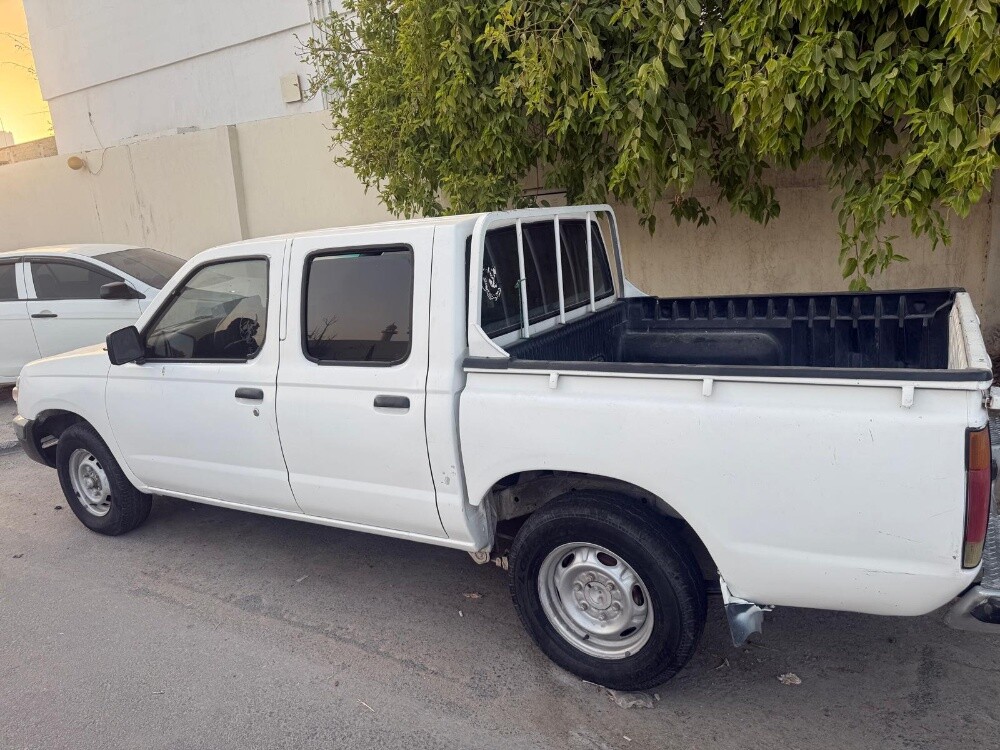 Nissan Sunny – 2001 Model - 5