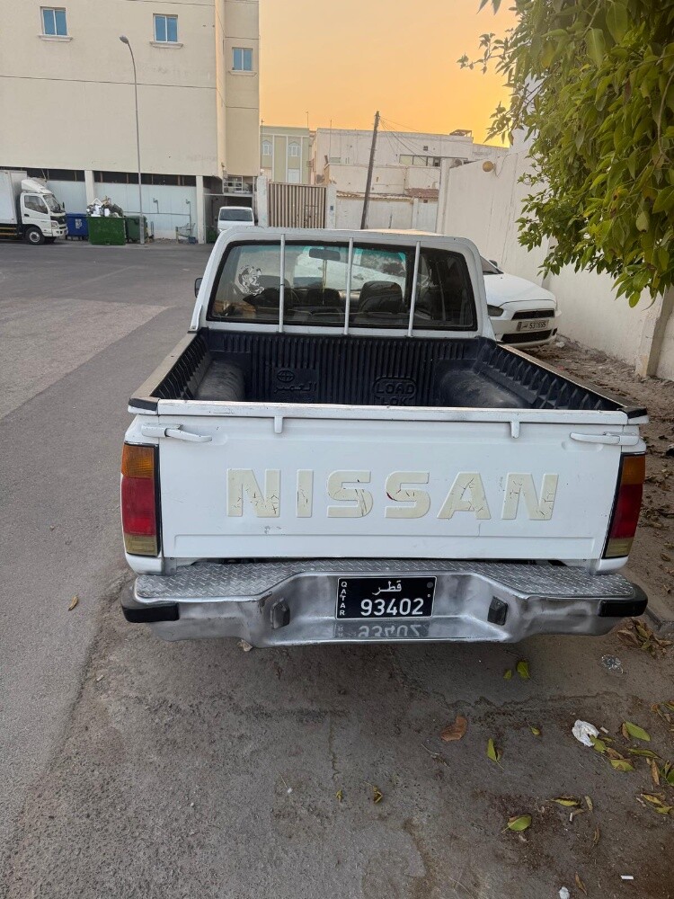 Nissan Sunny – 2001 Model - 4
