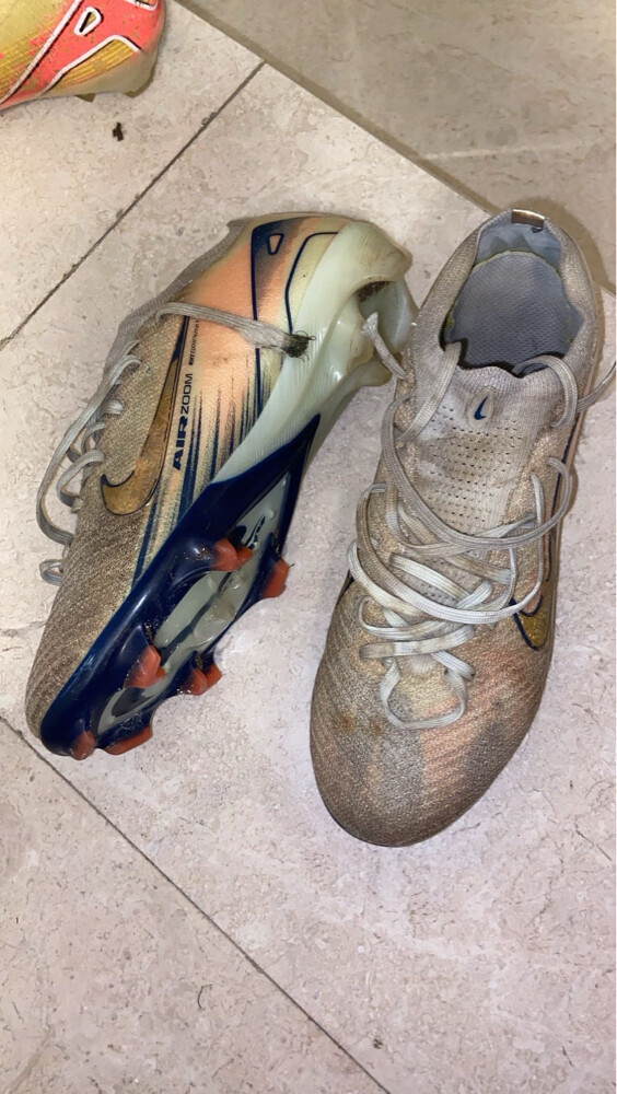 نايك - 1