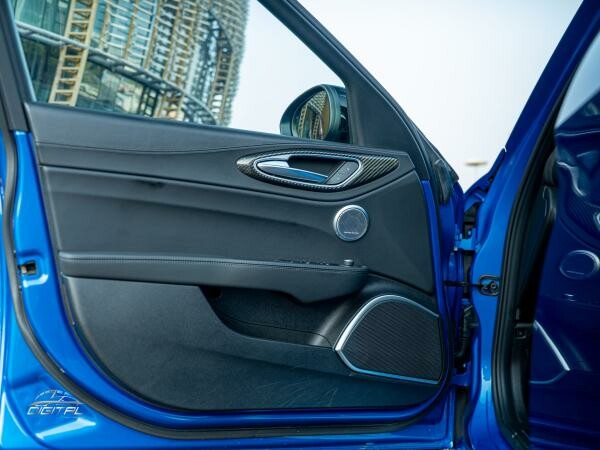 Alfa Romeo Giulia Quadrifoglio - 13