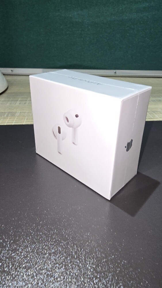 Airpods pro 3 - 1