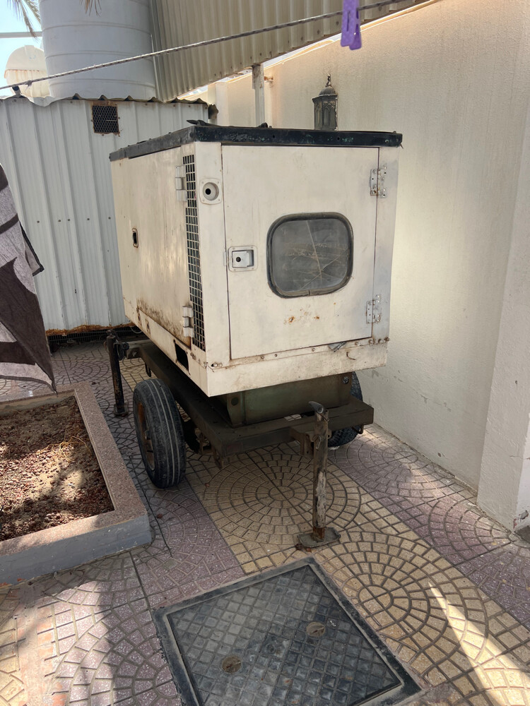 للبيع مكين كهربا ١٥كيفي عل قلص مك - 3