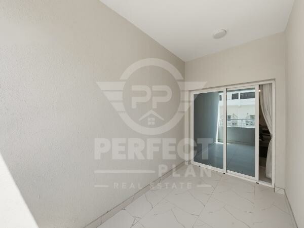 Fully Furnished 3-Bedroom Apartment - 14