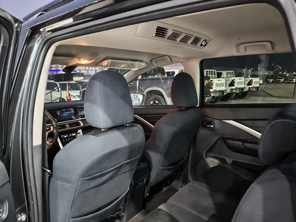 Mitsubishi Xpander - 7