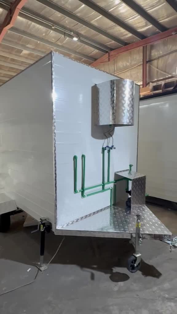 Caravan toilet 3/2 - 1