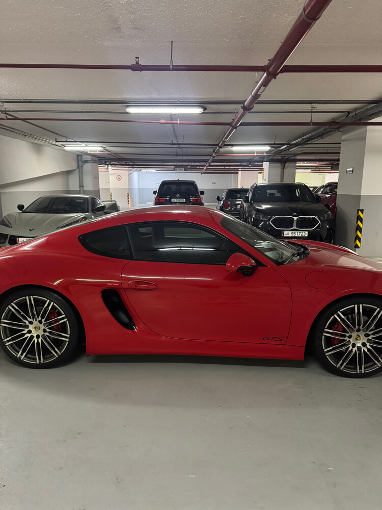 Porsche - 8
