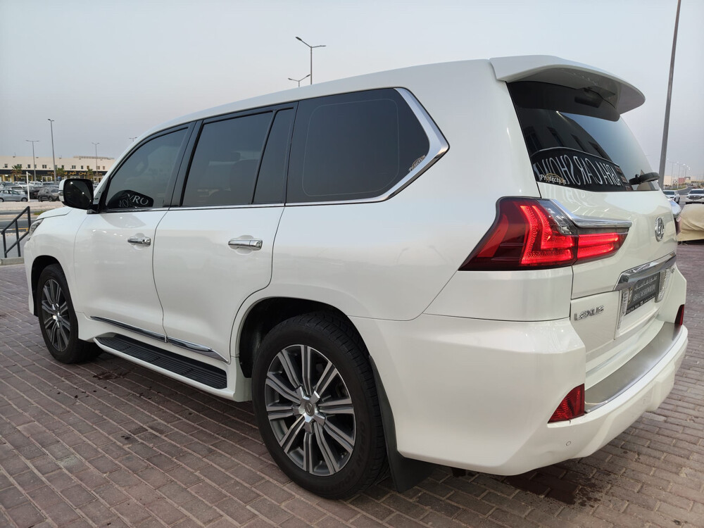 Lexus LX 570 - 4
