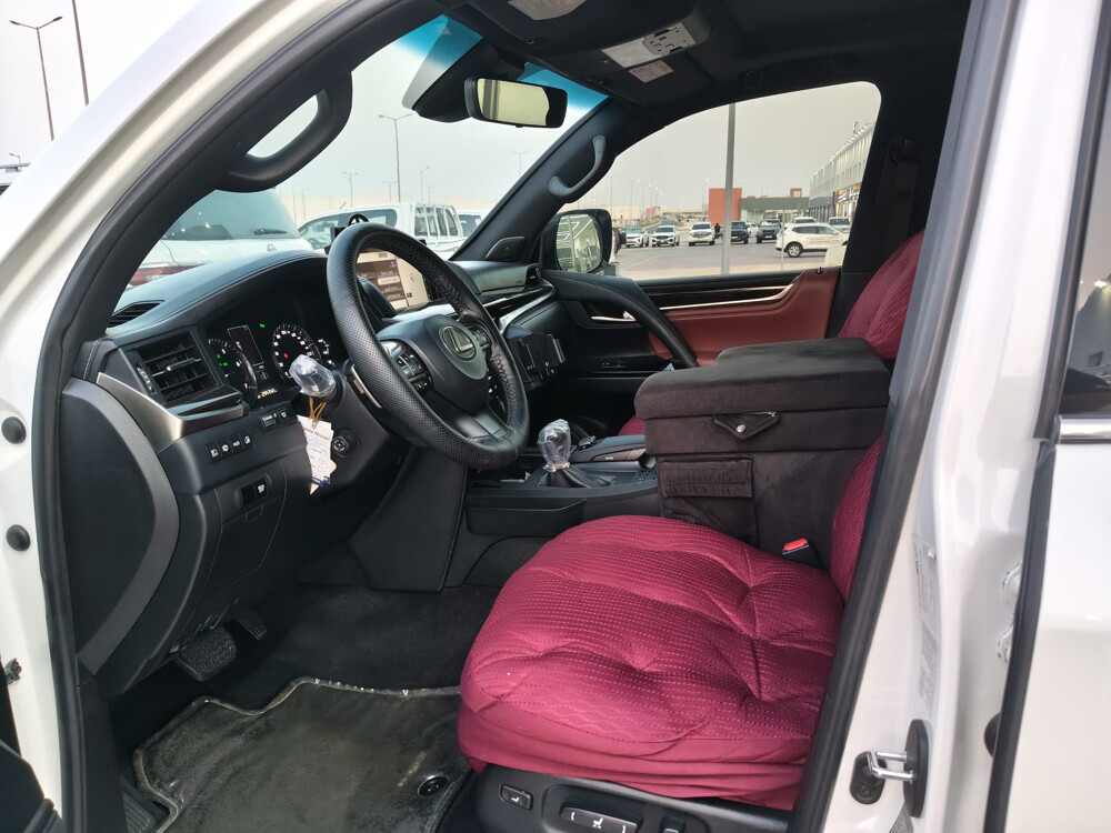 Lexus LX 570 - 8