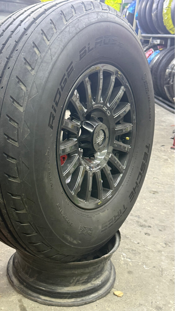 o.z racing rim with tyre 5 picec  - 2