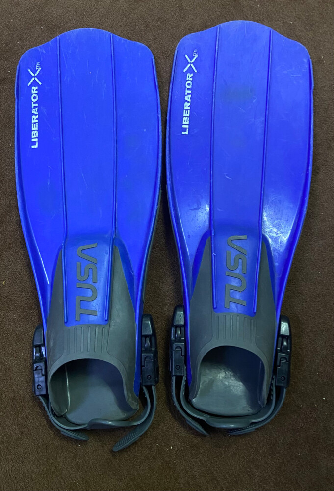 fins for sale - 7