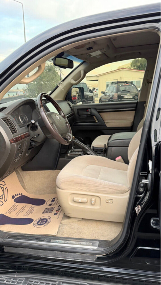 تويوتا لاند كروزر - 3