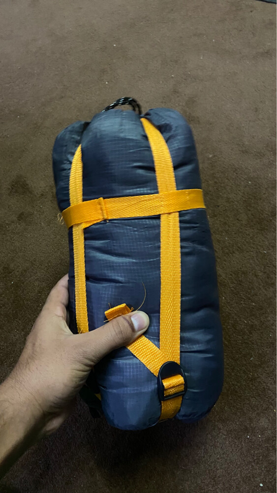 tant shade and sleeping bag - 7