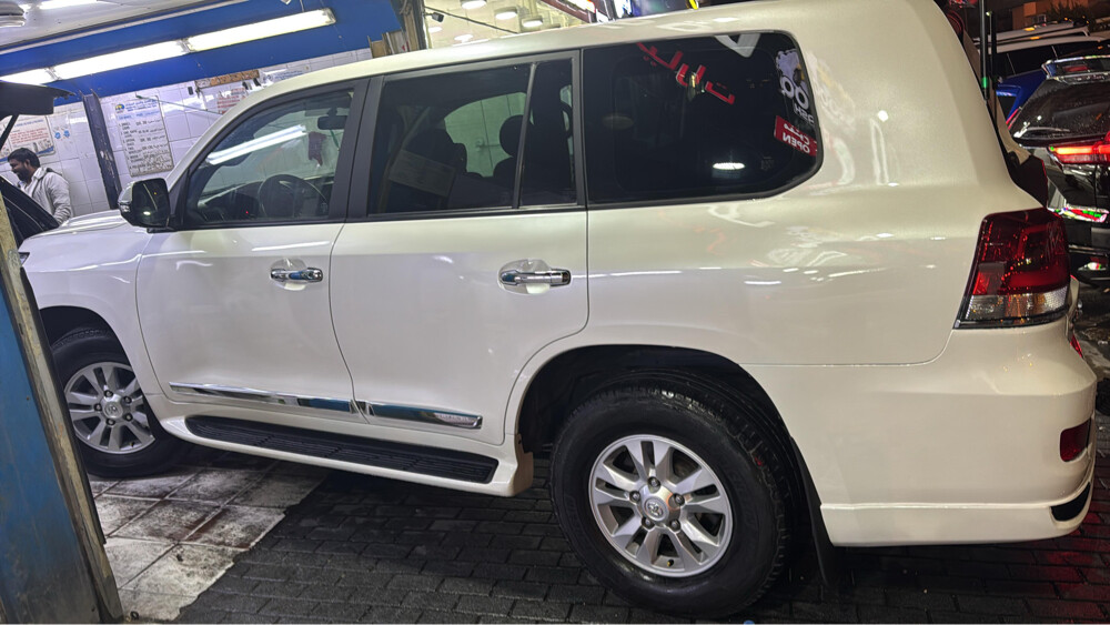 land cruiser - 8