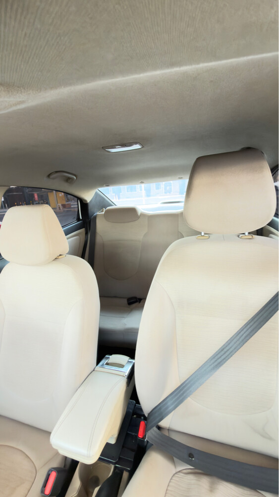Hyundai accent   - 2