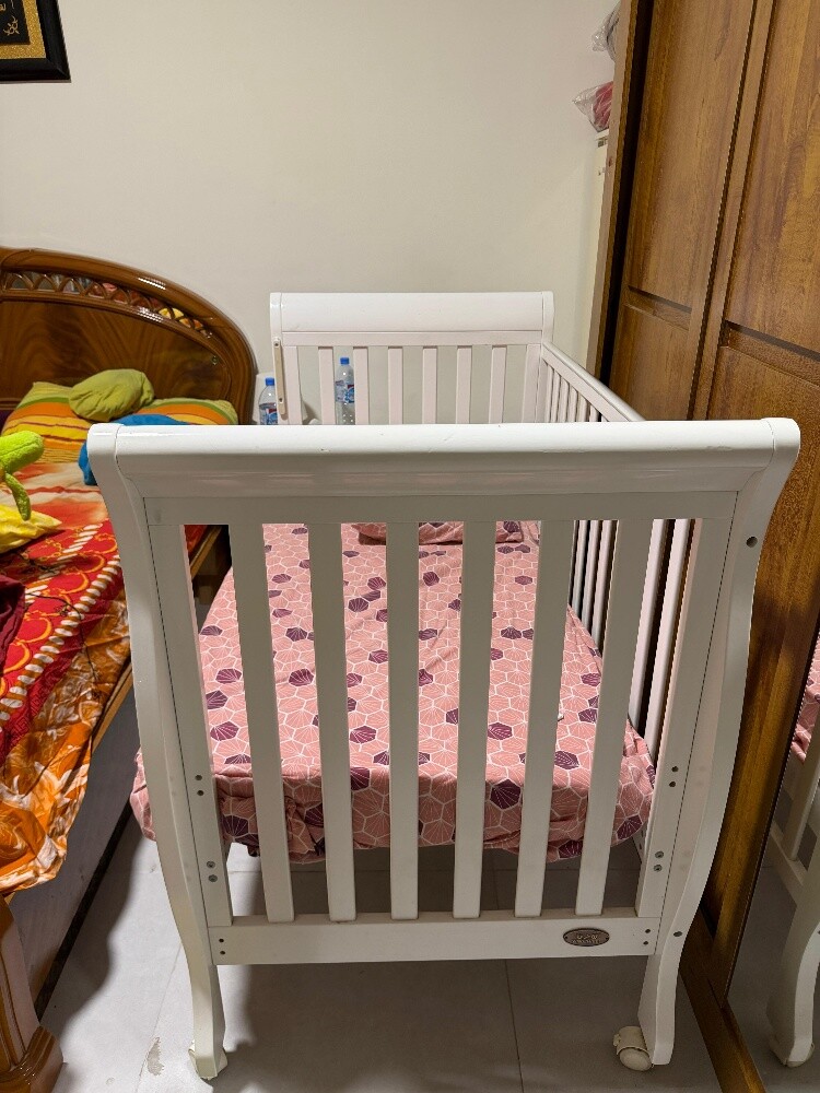 Crib - 4