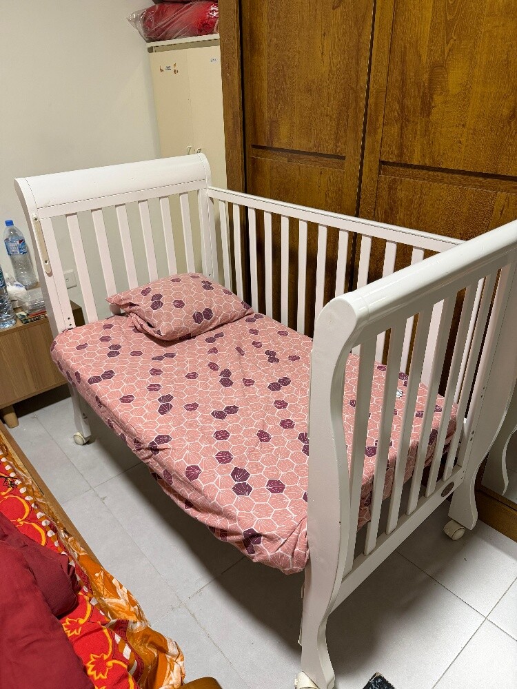 Crib - 1