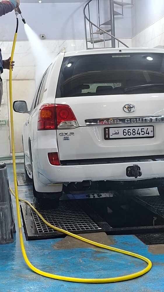 Land Cruiser GXR - 4