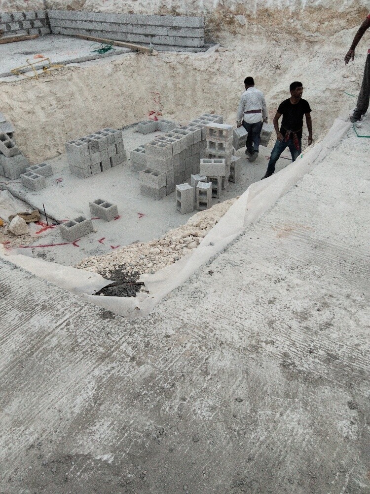 اعمال البناء طابوق بلاستر سرميك . - 4