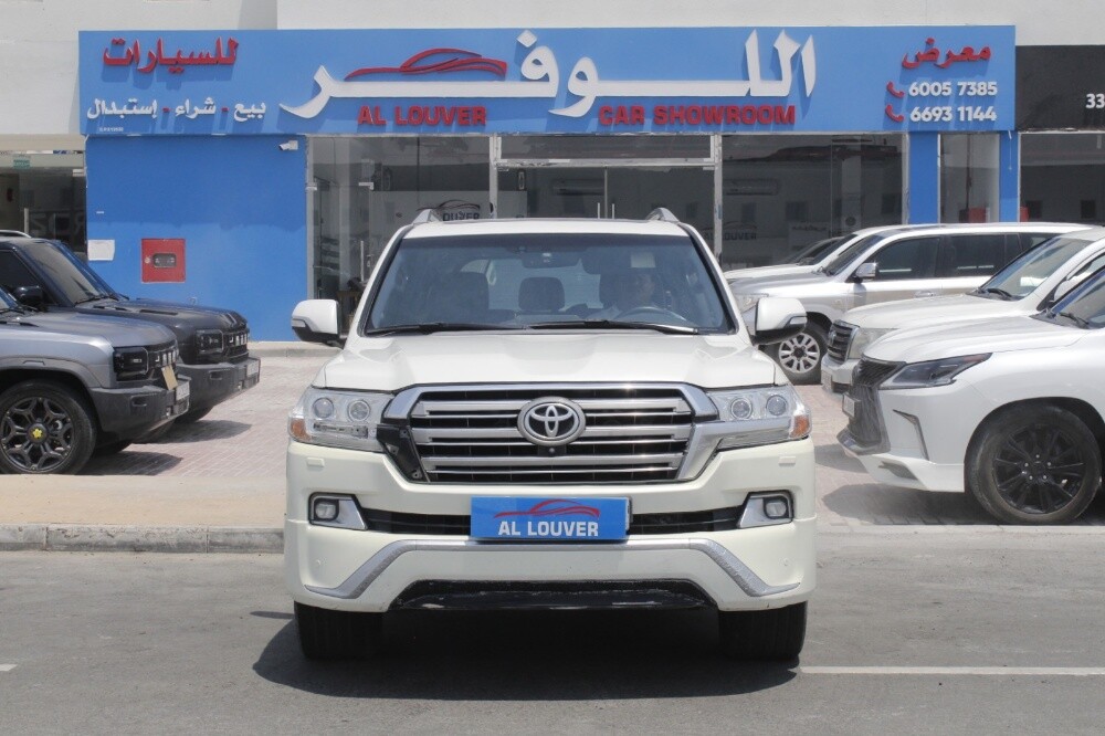 Toyota Land Cruiser VXS - 4