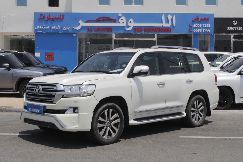 Toyota Land Cruiser VXS - 3