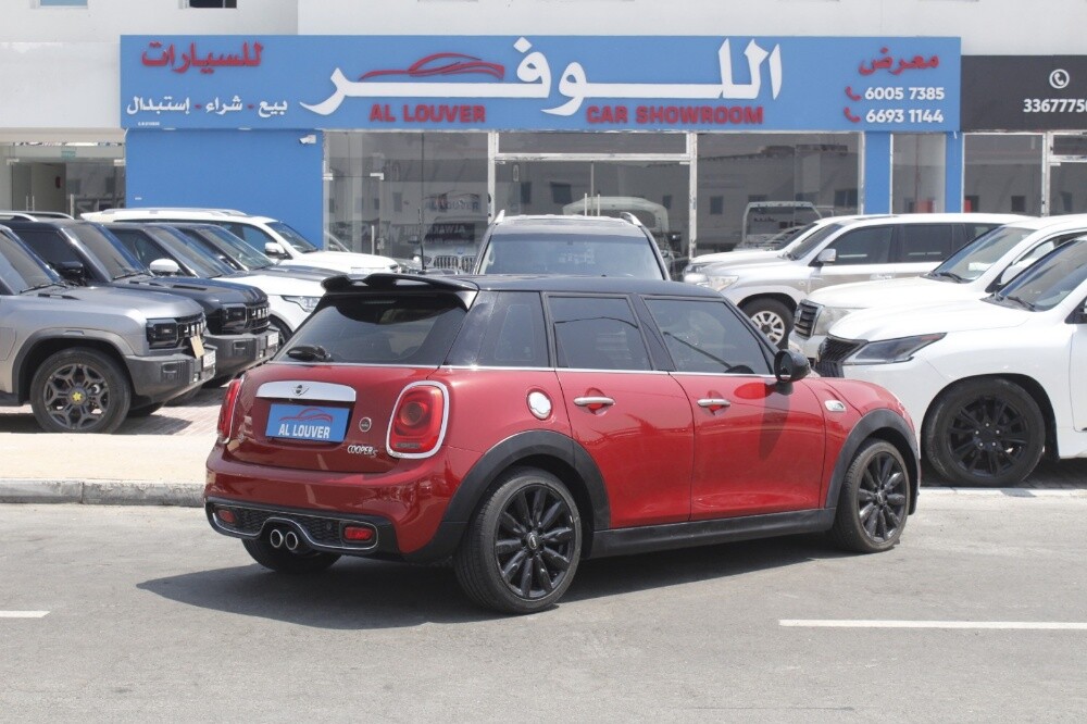 MINI COOPER S
Model: 2015 - 12