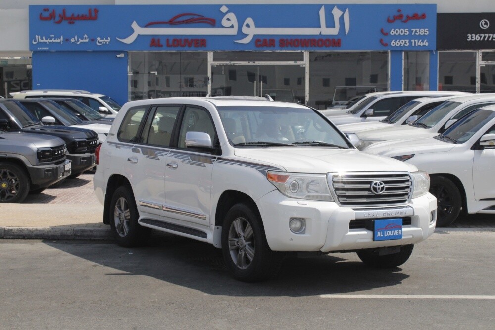 Toyota Land Cruiser GXRModel: 2015 - 2