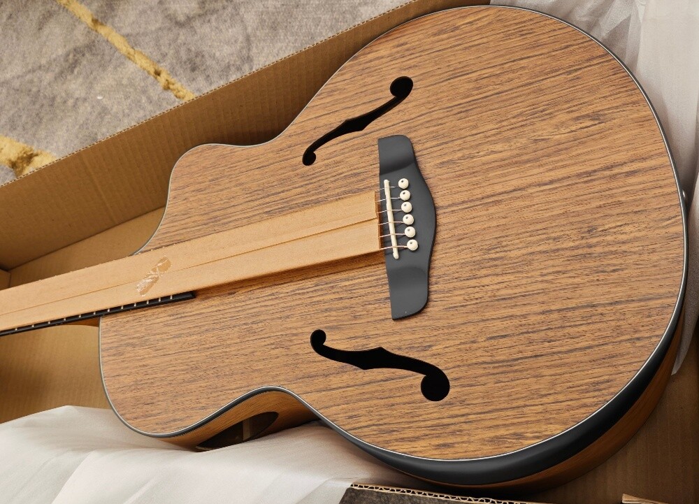 Acoustic Guitar -LG580.. - 2