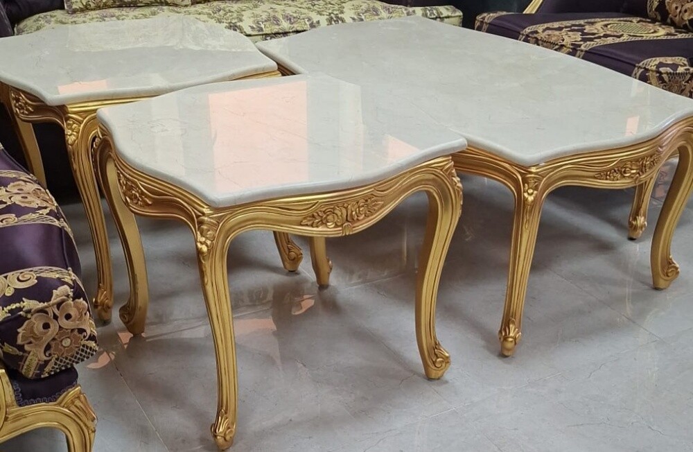 3 طاولات بحالة ممتازة - 2