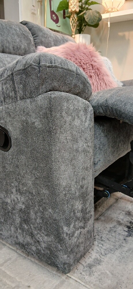 Luxury recliner sofa set - 8