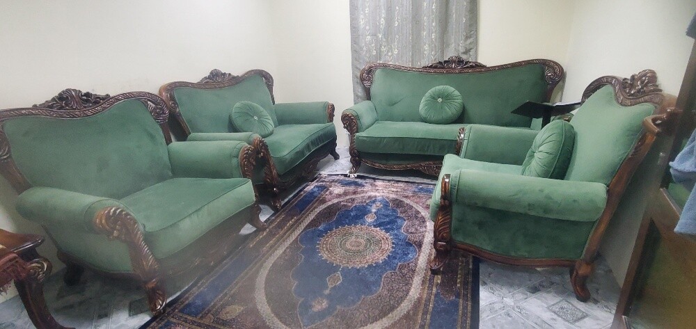 كنب كبير ومريح .مستعمل نظيف - 2