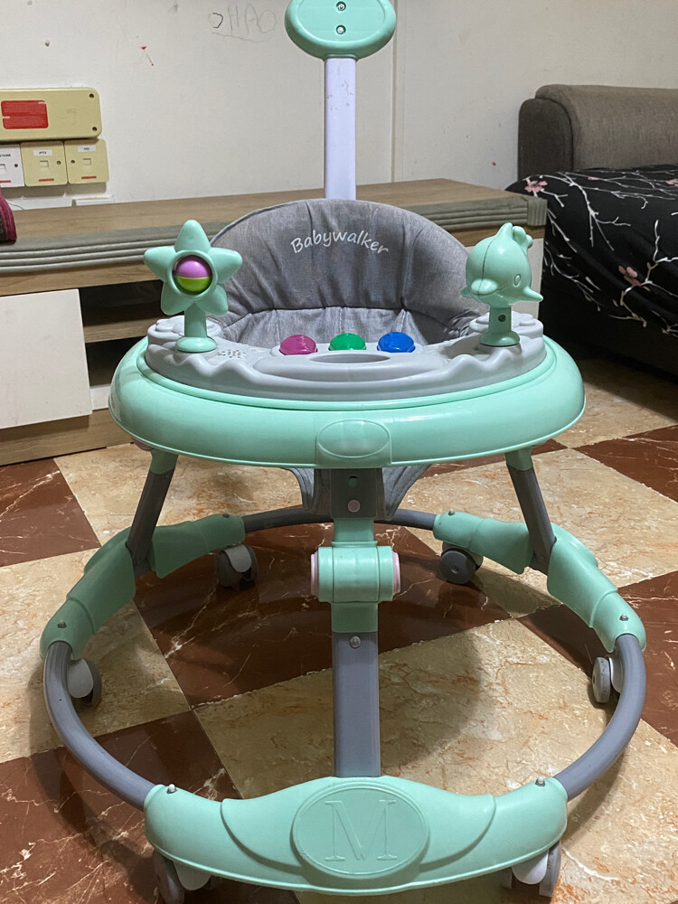 Baby waker in perfect condition  - 2