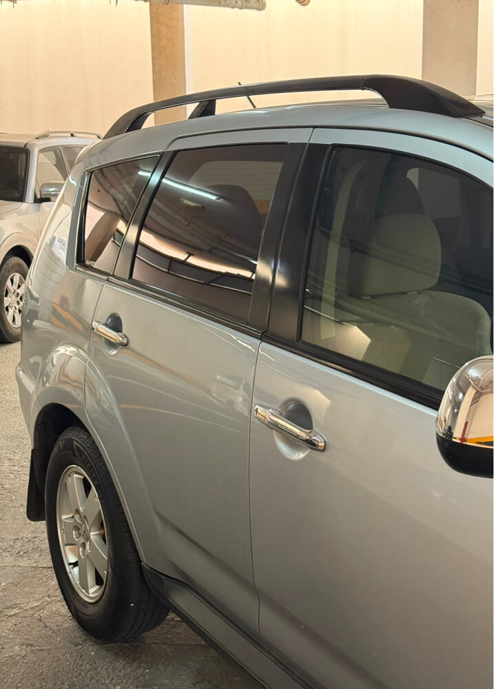 ميتسوبيشي اوت لاندر ٢٠١٣ - 6
