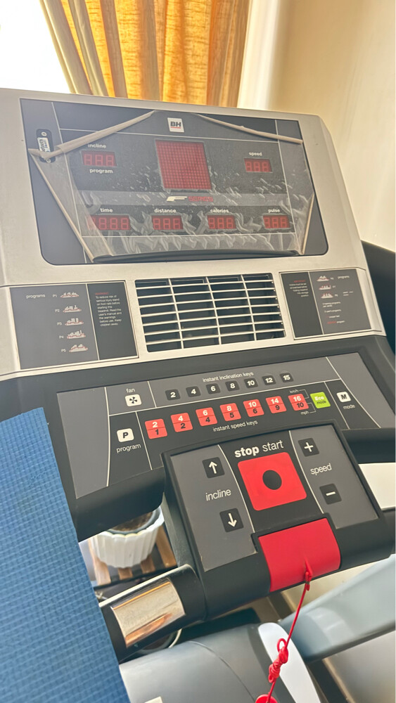 BH F5 Aero Treadmill for sale  - 2