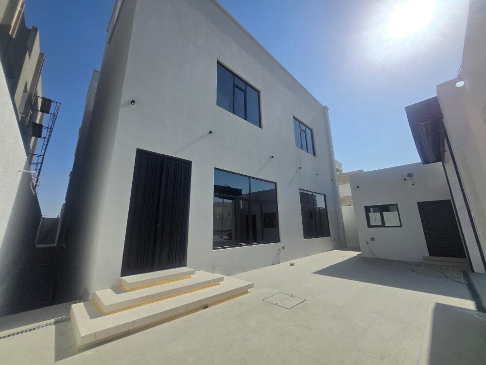 For sale/ Brand new villa 7 Bhk - 1