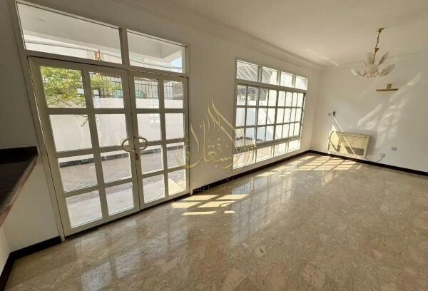 Semi Furnished Four Bedroom Villa - 8